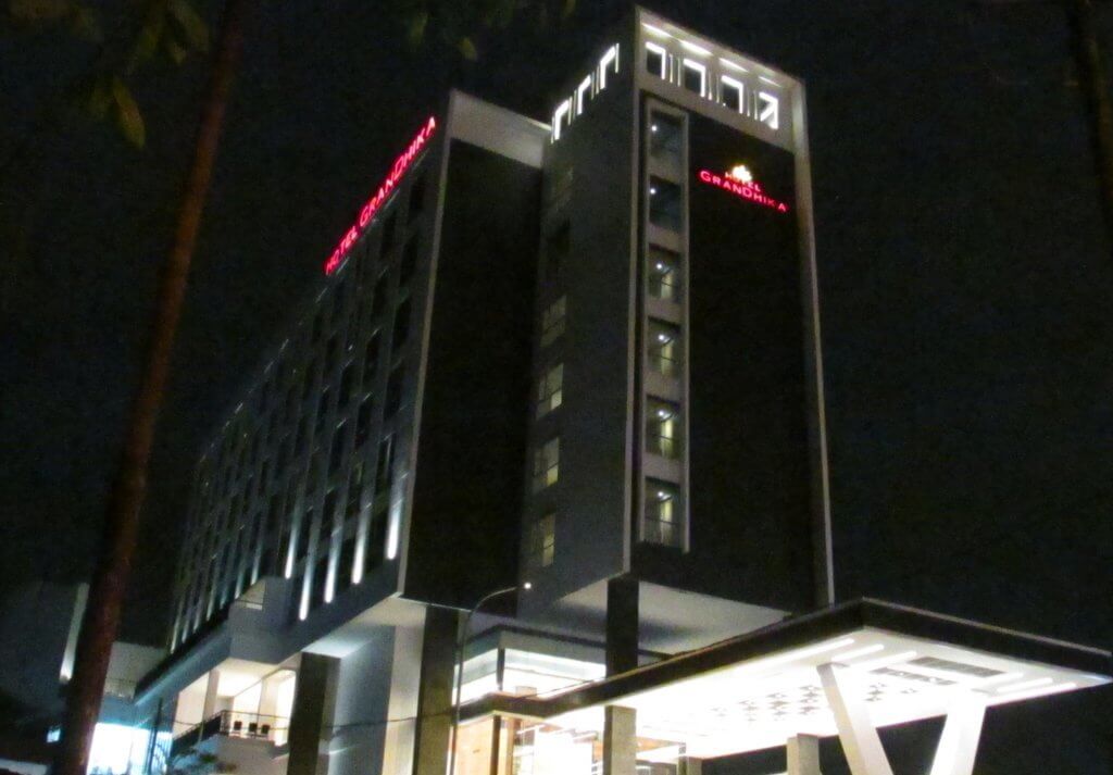 hotel-grand-dhika-setiabudi.jpg